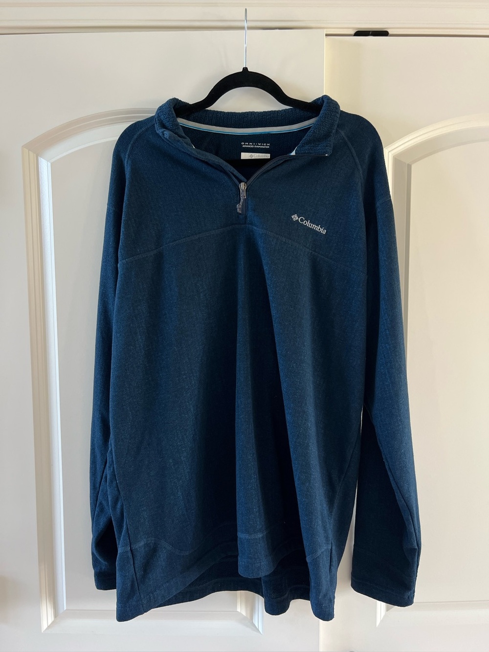 Columbia Men's Dark Blue Quarter-Zip Fleece Pullover, size XL